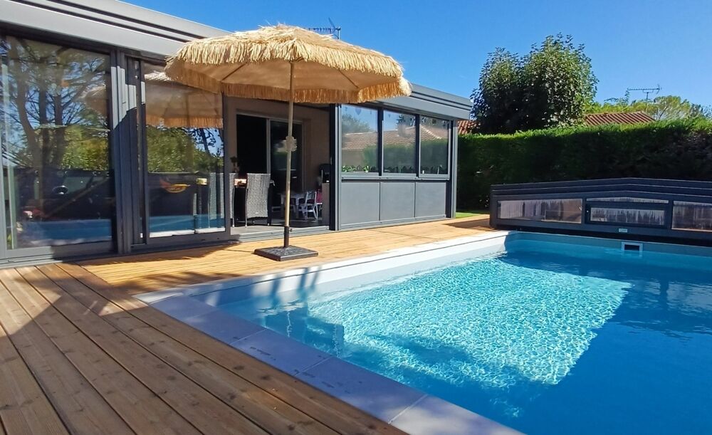 Maison à vendre 6 pièces (16) ST YRIEIX, 5 chambres, garage, véranda, piscine