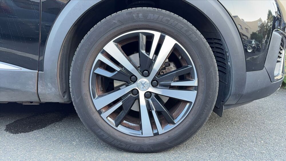 5008 II 1.2 PureTech 130 EAT8 Allure - 7 places Automatique 2019 occasion 95870 Bezons