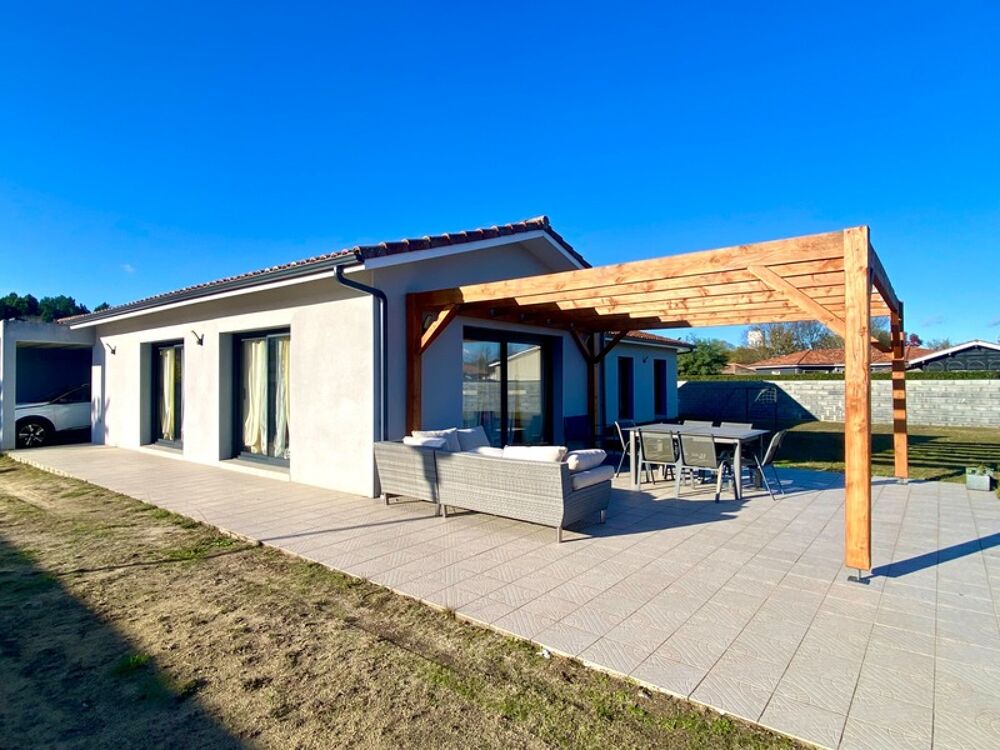 Maison à vendre 6 pièces RION DES LANDES (40)