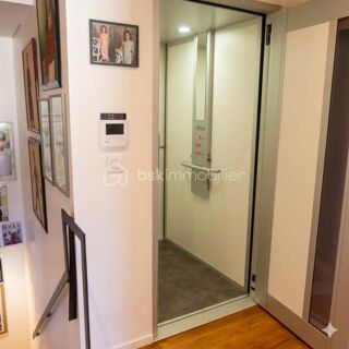  Immeuble � vendre 10 pi�ces 348 m�