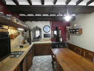  Propriété/château à vendre 8 pièces 331 m²