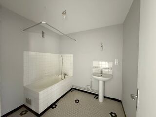  Appartement à louer 3 pièces 61 m²