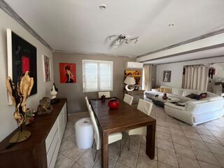  Maison � vendre 8 pi�ces 210 m�