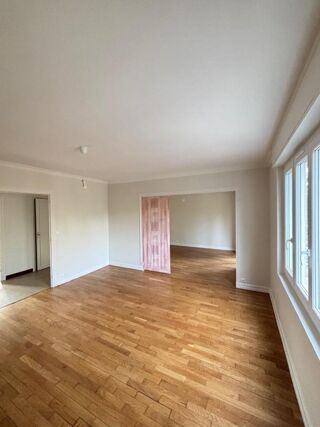  Appartement à louer 2 pièces 69 m²