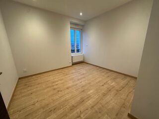  Maison � louer 7 pi�ces 130 m�