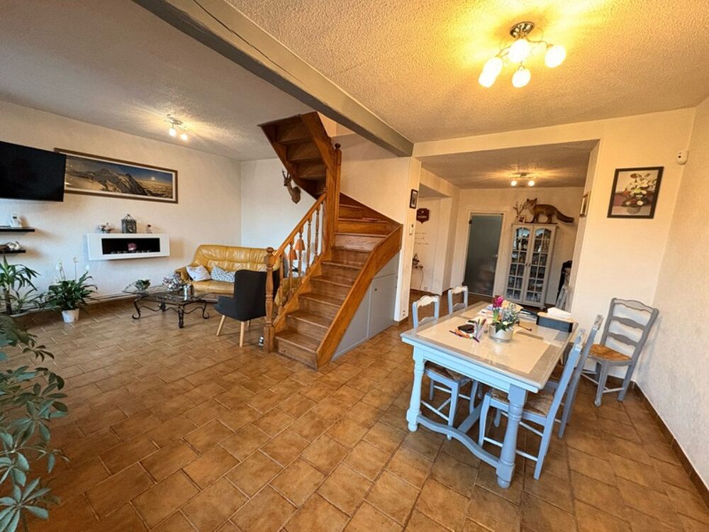 Vente Maison Maison de ville avec local de 110 m² – Gros potentiel à Neuville-lès-Dieppe Neuville les dieppe