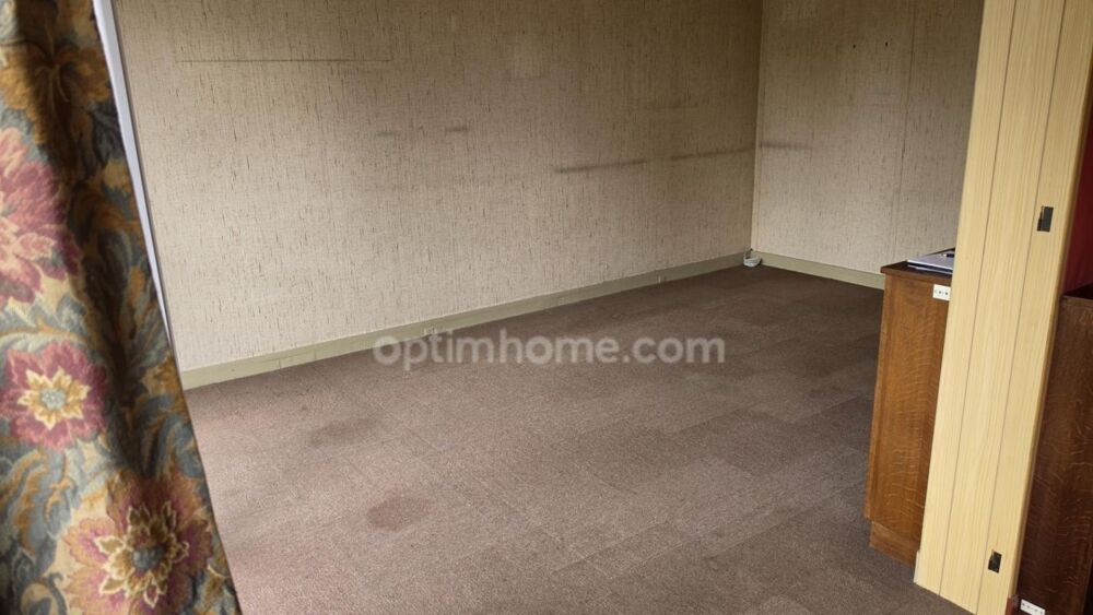 Vente Appartement Appartement à vendre 4 pièces LE BOURGET (93) de 4 pièces / 2 chambres - 69 m2 - 223 000 € FAI Le bourget