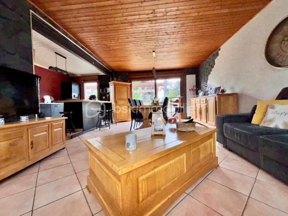 Maison semi-individuelle rénovée  90 m²  3 chambres  Jardin + garage