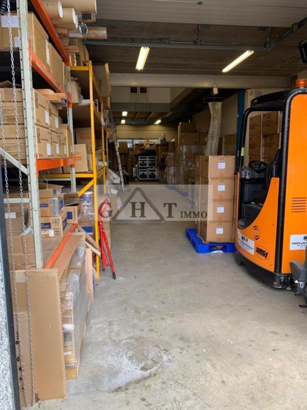   ENTREPOT BUREAUX A VENDRE LIEUSAINT 325 M² Lieusaint