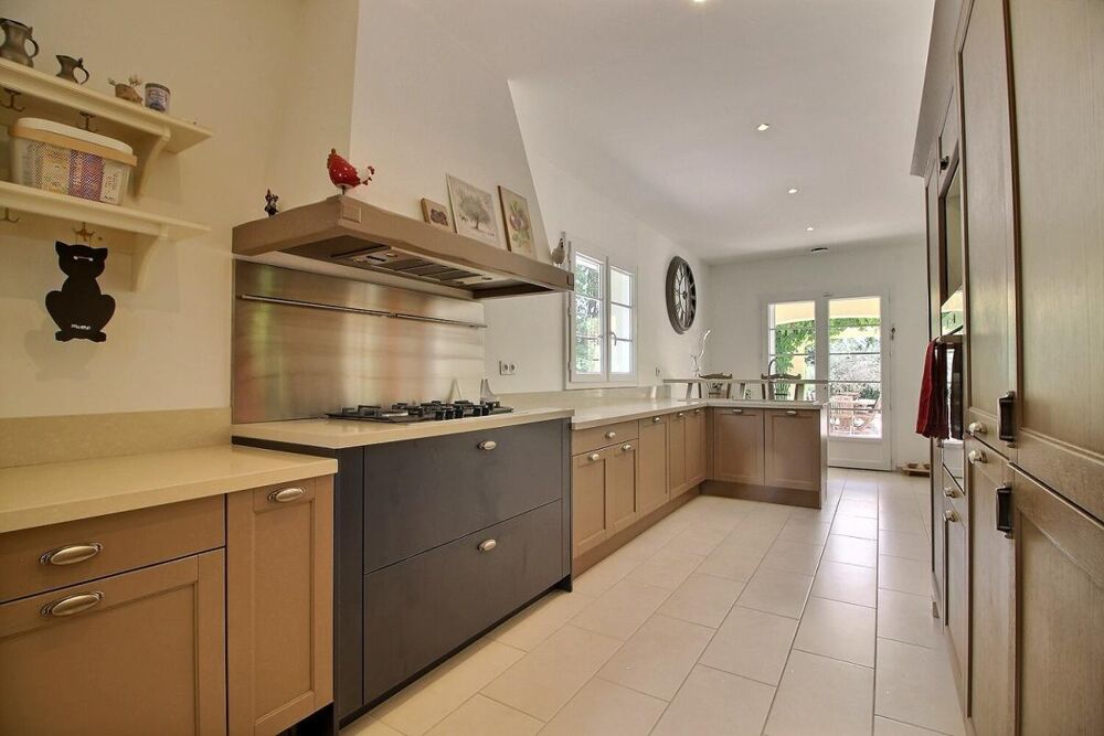 � vendre  Villa L'Isle-sur-la-Sorgue (84800)