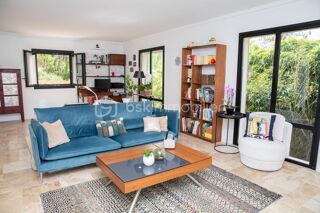  Propri�t�/ch�teau � vendre 7 pi�ces 262 m�