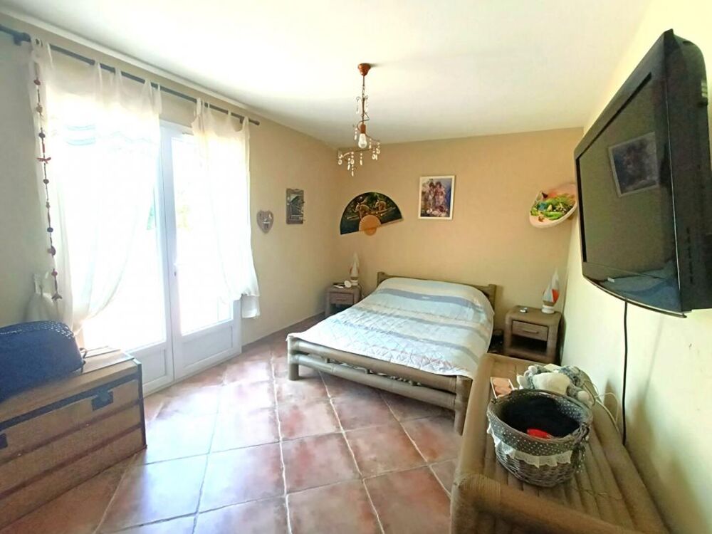  vendre  Maison Cuers (83390)