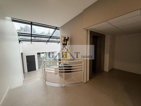BUREAUX 311M2 A LOUER EVRY-COURCOURONNES 3700 91000 Evry courcouronnes