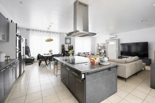  Maison à vendre 7 pièces 235 m²