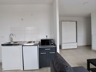  Appartement à louer 1 pièce 33 m²