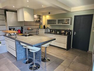  Maison � vendre 4 pi�ces 140 m�