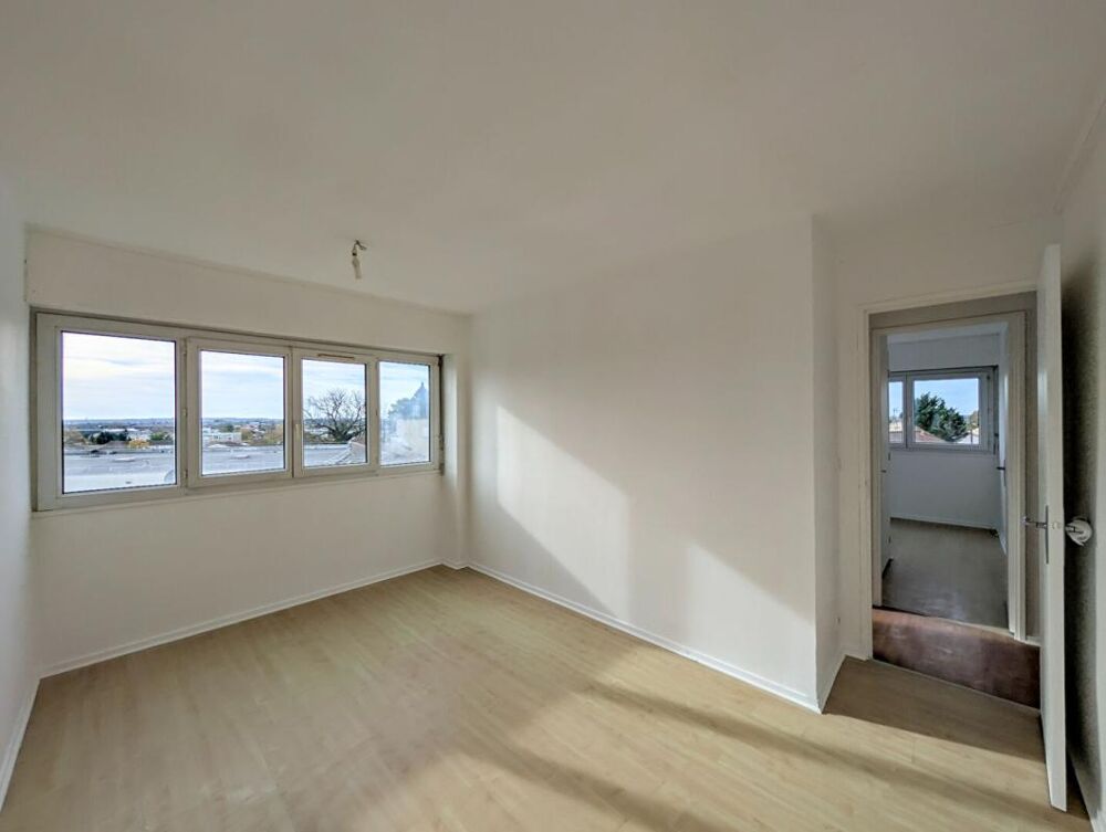 Vente Appartement Appartement Cognac 4 pièce(s) 90 m2 Référence 424997 Cognac