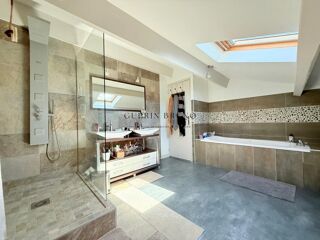  Maison  vendre 7 pices 201 m