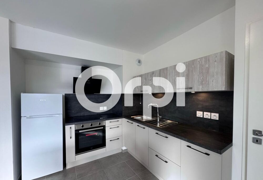 Location Appartement Appartement MEUBLE - GARAGE - TERRASSE - CELLIER Saint etienne de saint geoirs