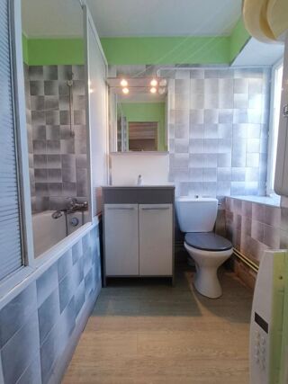  Maison à louer 2 pièces 33 m²