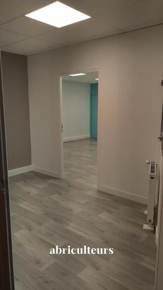   Bureaux de  45M² pouvant convenir pour un cabinet médical  en location à Chartres (28000) Chartres