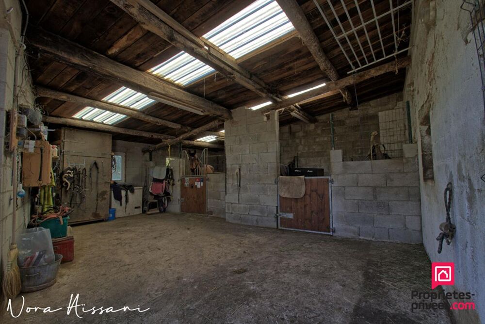 Vente Terrain ECURIES 10 BOXES 4 HECTARES Sampans