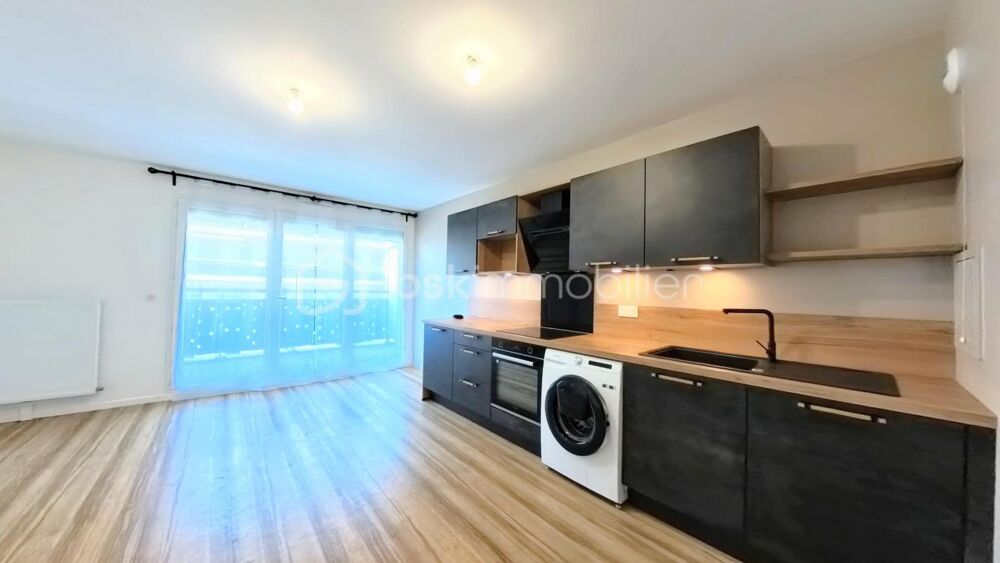 Appartement neuf et lumineux avec balcon et parking  Premier étage dune résidence récente et sécurisée