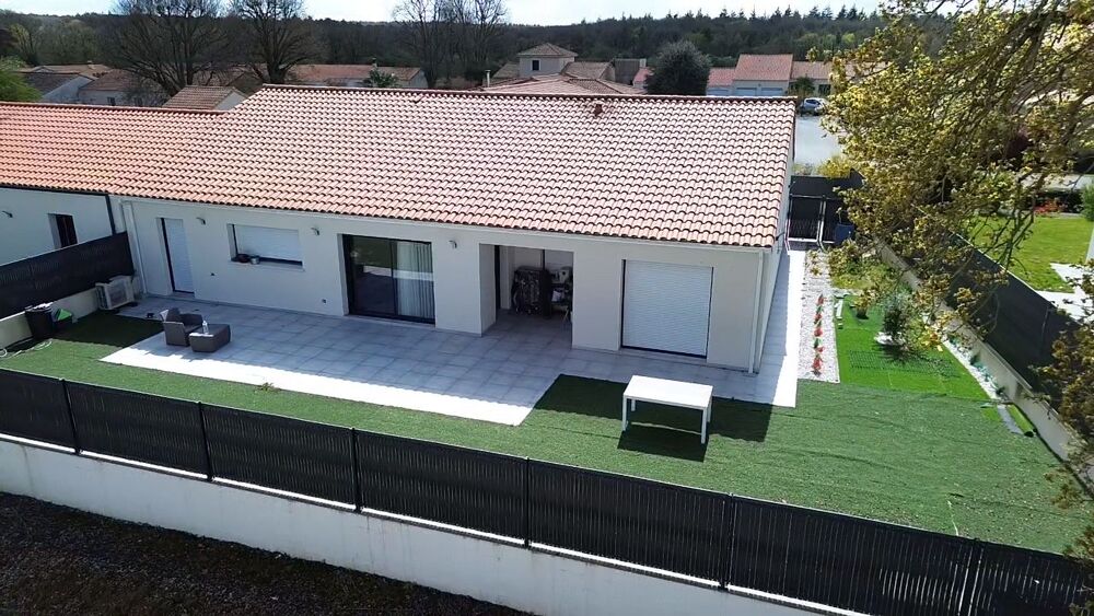 EXCLUSIVITÉ Magnifique maison contemporaine de plain-pied à Nuaillé