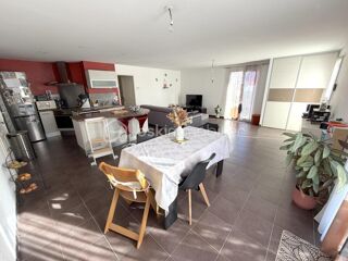 Vente Maison Maison 4 pièces - 97m2 Lespinasse