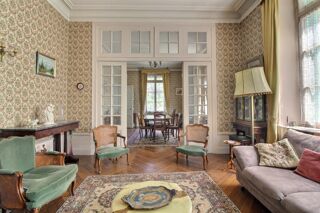  Maison à vendre 12 pièces 341 m²