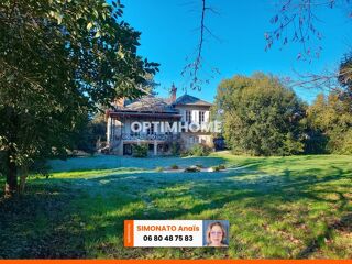  Maison  vendre 8 pices 222 m