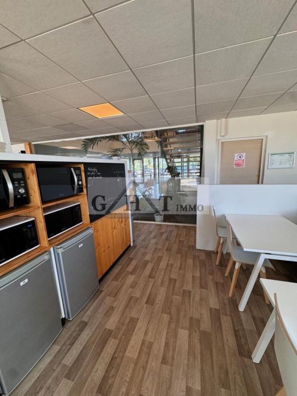   BUREAUX DE 500 M² A LOUER LIEUSAINT Lieusaint