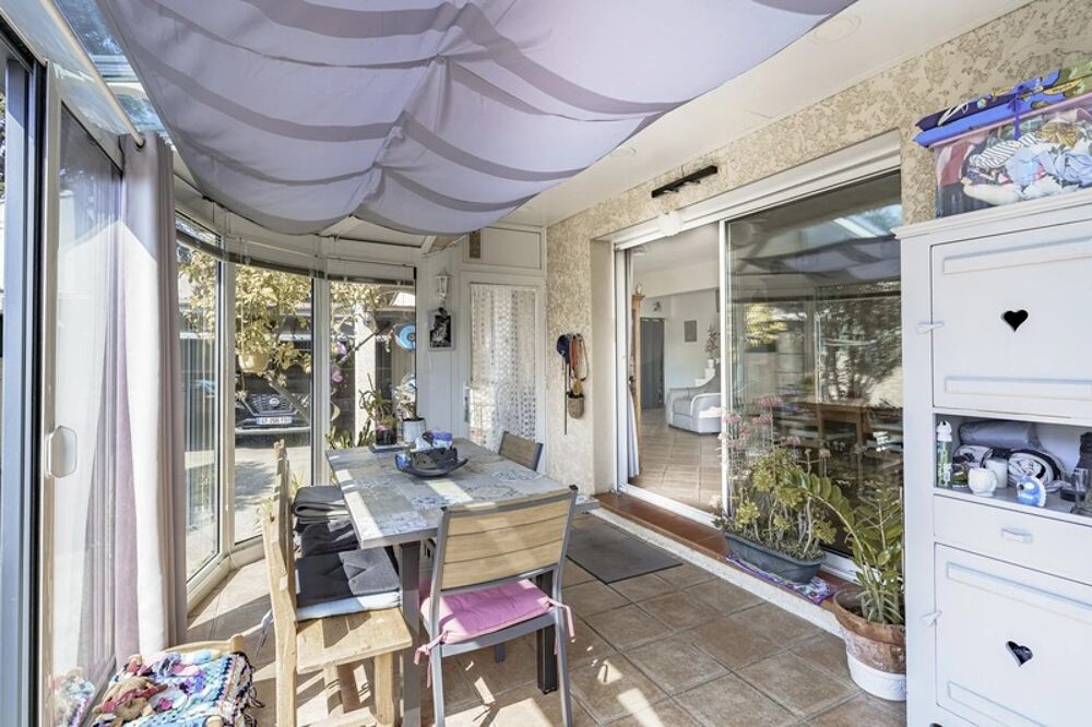 Vente Maison 13012 Marseille – Un coin de paradis au cœur de la ville Maison provençale avec piscine et véranda Marseille 12