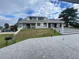  Maison � vendre 12 pi�ces 300 m�