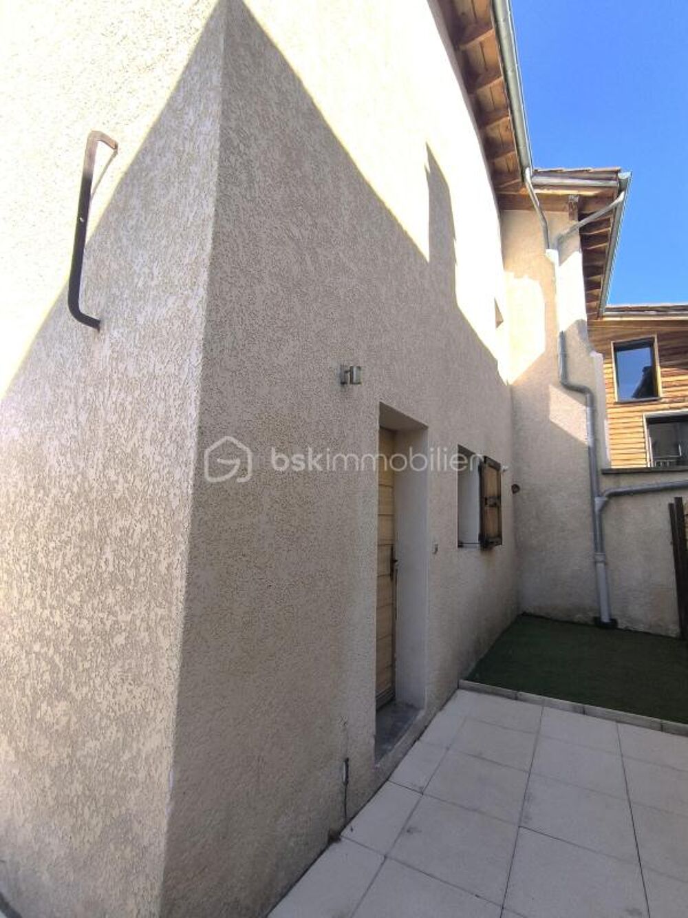 ? Maison de ville coup de coeur entièrement rénovée avec terrasse de 65 m²
