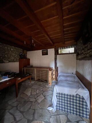  Remise / Grange à vendre 1 pièce 80 m²