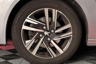 208 5 Portes 1.2 PureTech 12V S&S 100 cv Allure 2020 occasion 85190 Venansault