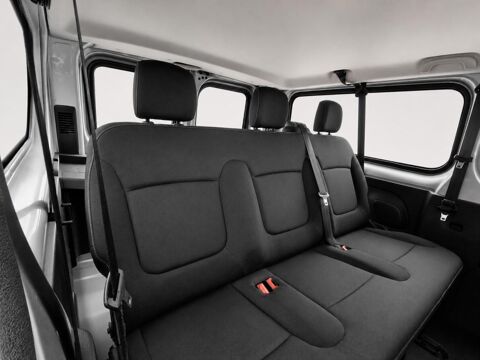 Trafic 1&deg; Main / 1.6L dci 95cv minibus 9pl - 2017 L2 long T&eacute;L/Clim 2018 occasion 60430 Abbecourt