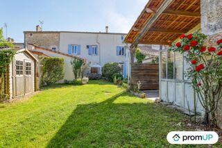  Maison  vendre 7 pices 238 m