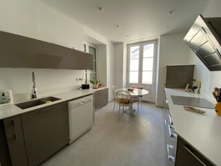  Appartement à vendre 5 pièces 162 m²