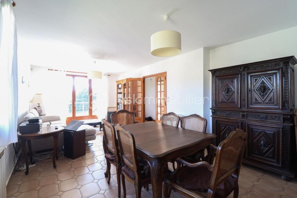 Maison 3 chambres + surface 100 m2 à aménager