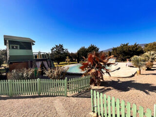  Maison � vendre 7 pi�ces 180 m�