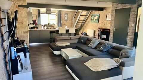   Maison de 130m2 à louer sur Aunac-sur-Charente Maison - 6 pièce(s) - 130 m²