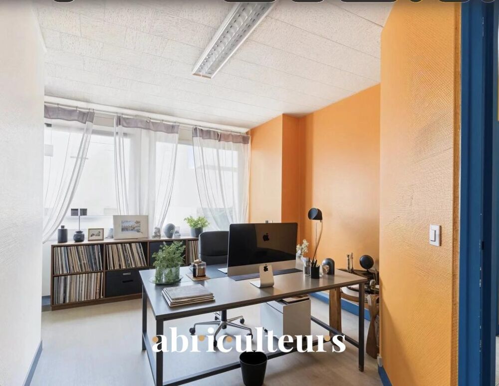   Bureaux lumineux avec vue sur jardin en vente en Centre-ville de Chartres (28000) 