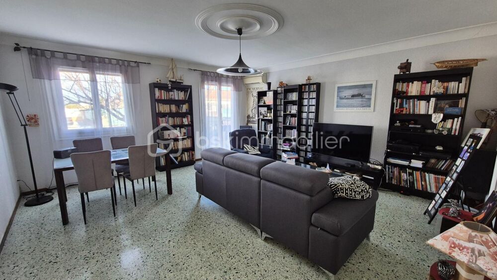 A VENDRE MAISON DEUX FACES TRAVERSANTE PLAIN PIED DE 85M² SUR TERRAIN DE 224M² A PALAU DEL VIDRE