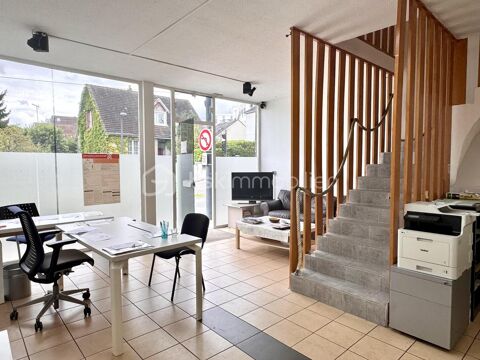 Local commercial avec &eacute;tage, emplacement strat&eacute;gique axe passant 115000 37300 Joue les tours