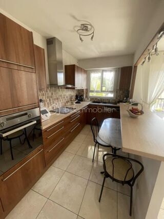  Appartement � vendre 4 pi�ces 83 m�