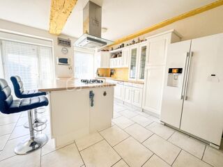  Maison � vendre 6 pi�ces 214 m�