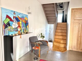  Maison � vendre 9 pi�ces 320 m�
