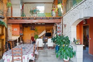  Maison  vendre 8 pices 224 m